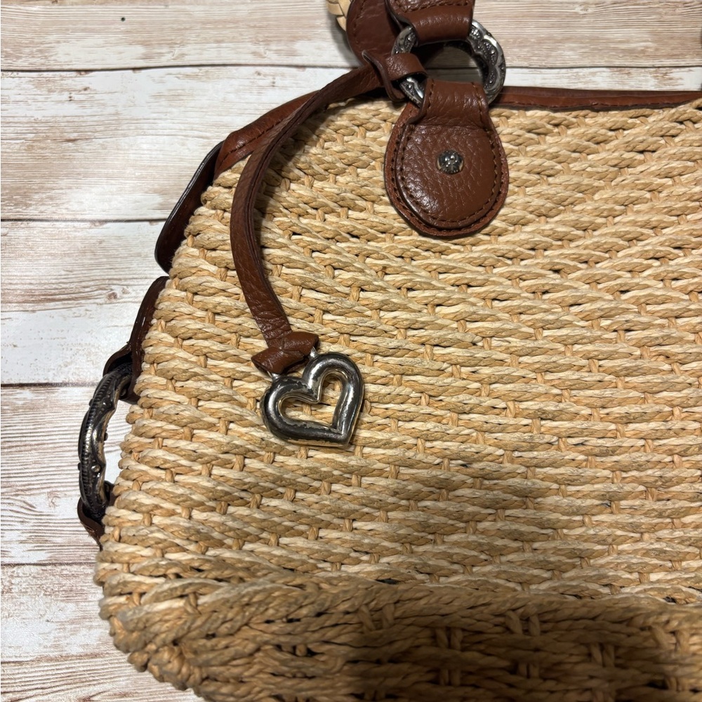 Brighton Stylish Tan and Brown Woven Handbag - Picture 3 of 12